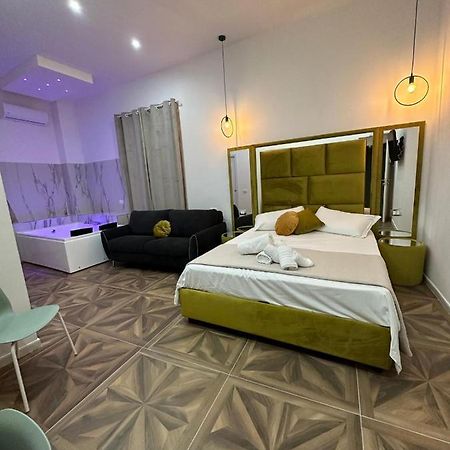 San Ferdinando Suite Room Naples Exterior photo
