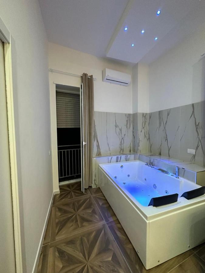 San Ferdinando Suite Room Naples Exterior photo