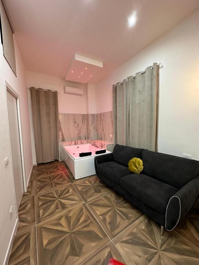 San Ferdinando Suite Room Naples Exterior photo