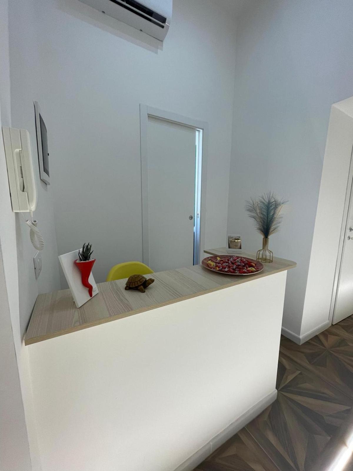 San Ferdinando Suite Room Naples Exterior photo